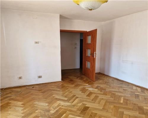 Apartament 3 camere Centrul Civic, Brasov