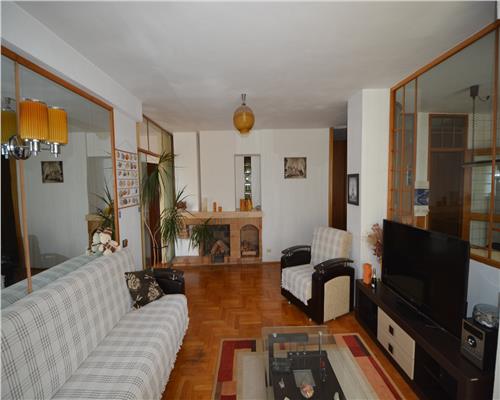 Apartament 4 camere Centru Civic, Brasov